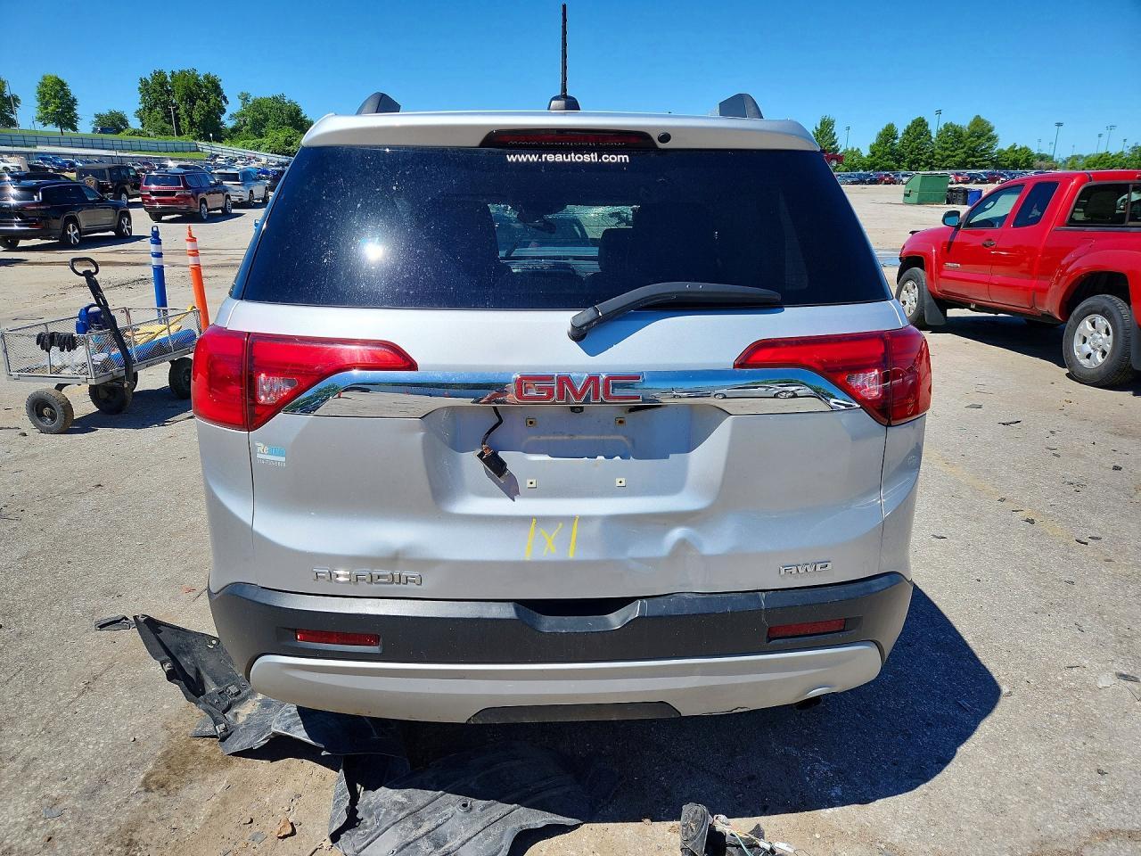 2017 GMC Acadia Sle - Image 6