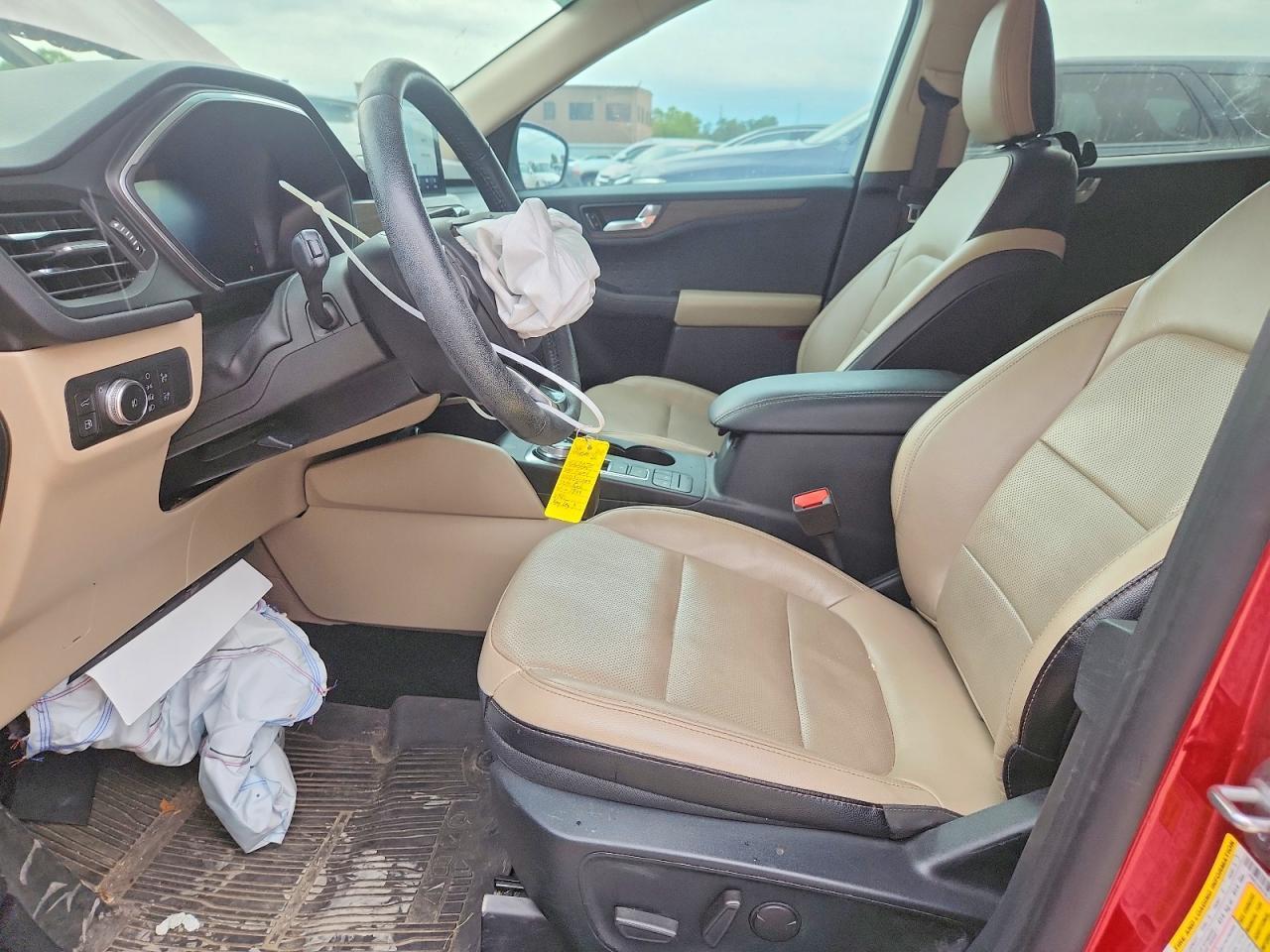 2020 Ford Escape Titanium - Фото 7