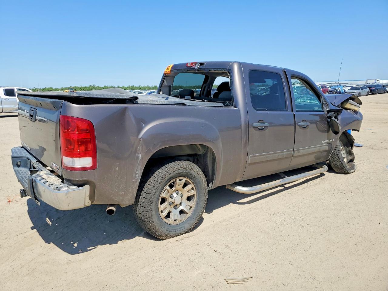 2008 GMC Sierra K1500 - Фото 3