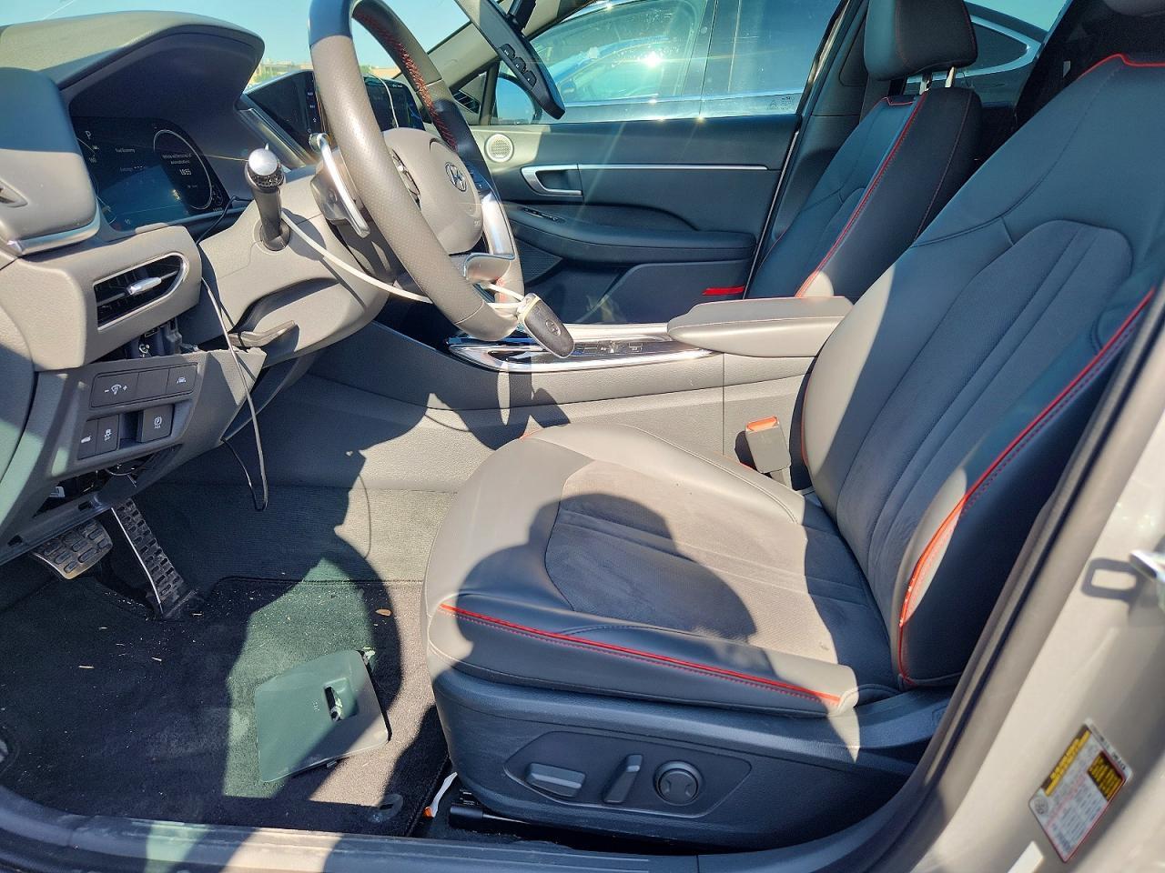2021 Hyundai Sonata - Image 7