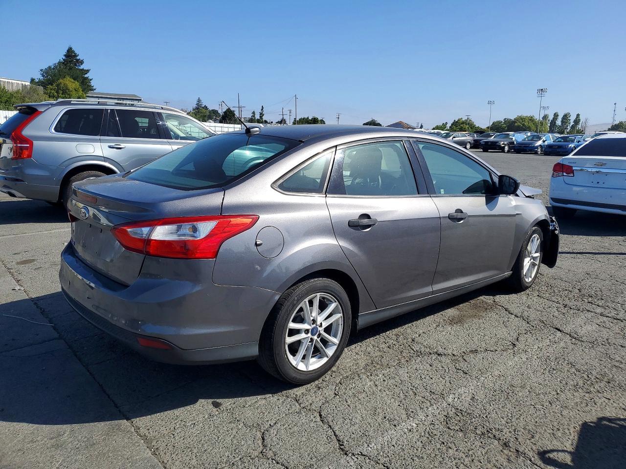 2014 Ford Focus S - Фото 3