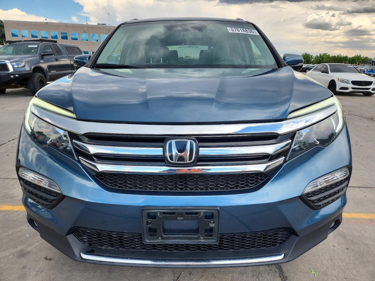 2017 Honda Pilot Touring - Image 5