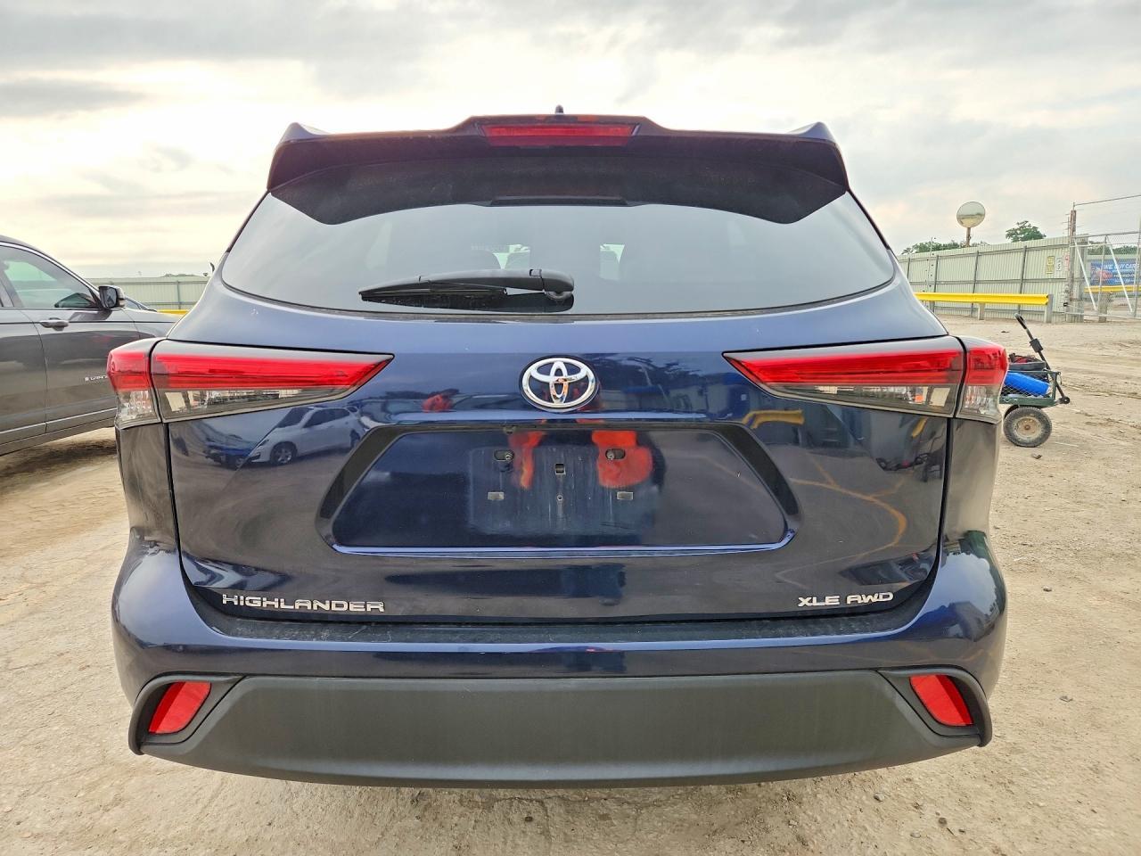 2020 Toyota Highlander Xle - Фото 6