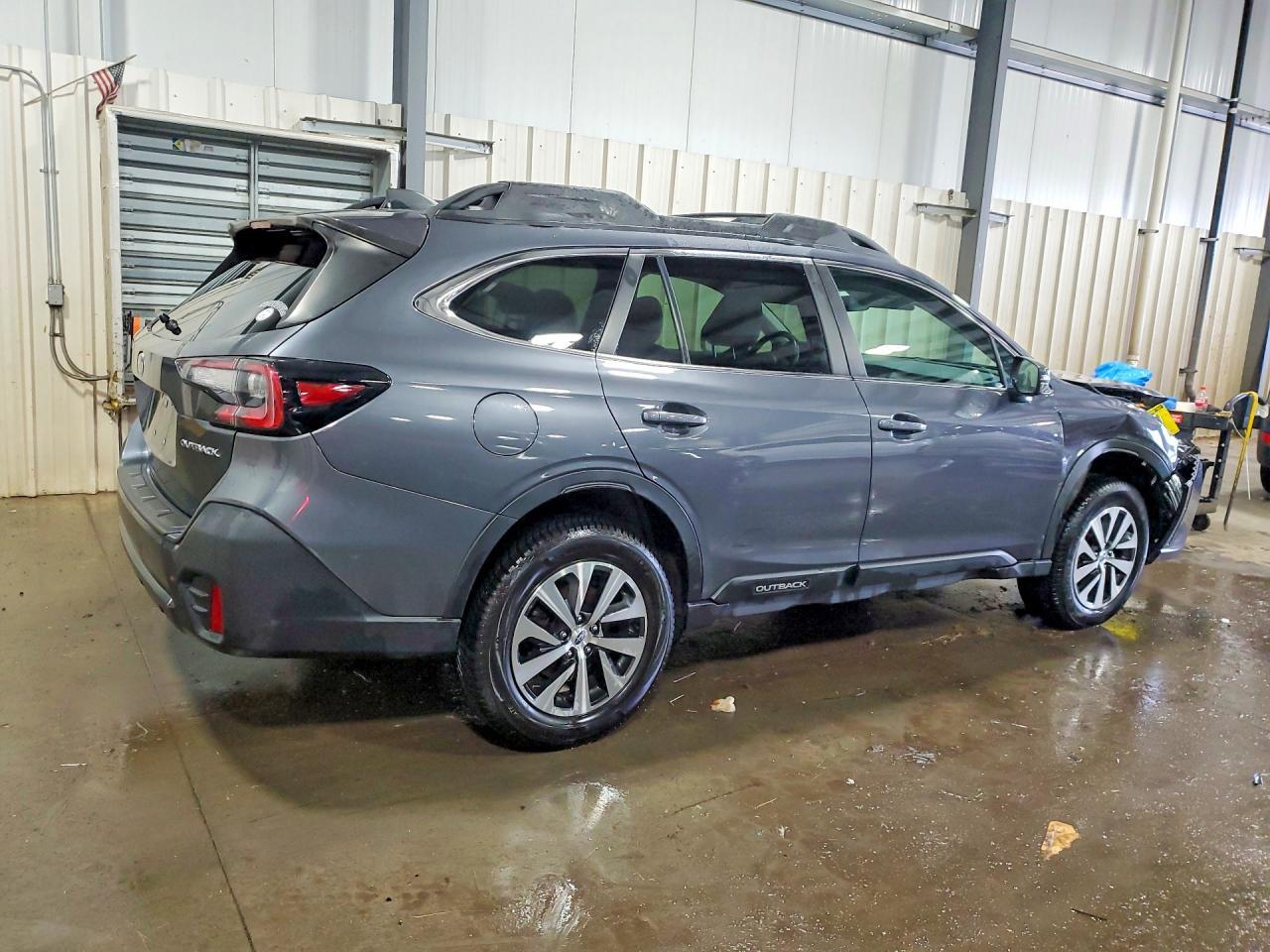 2021 Subaru Outback Premium - Фото 3