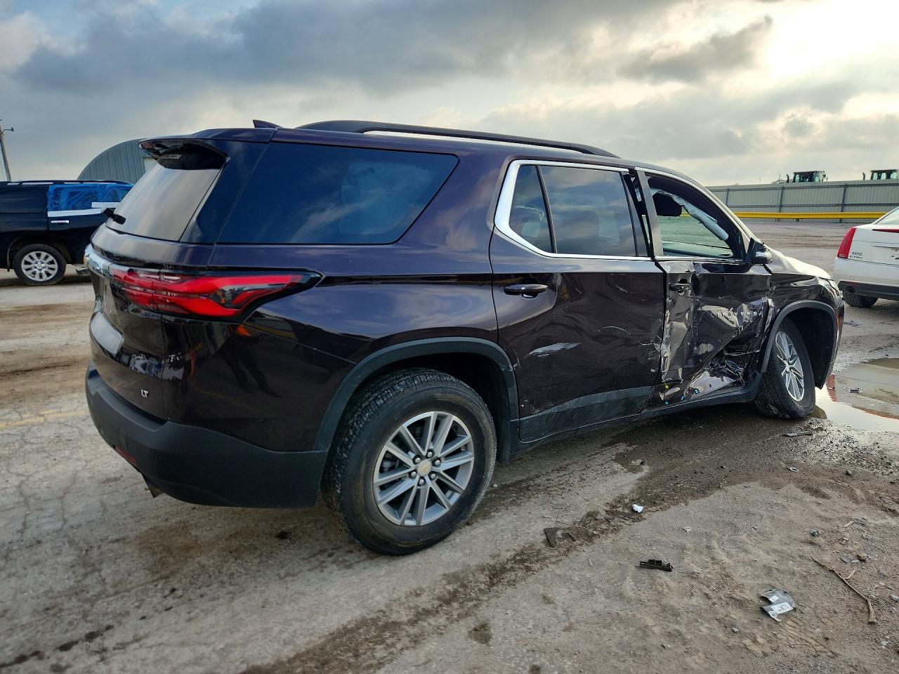2022 Chevrolet Traverse Lt - Фото 3