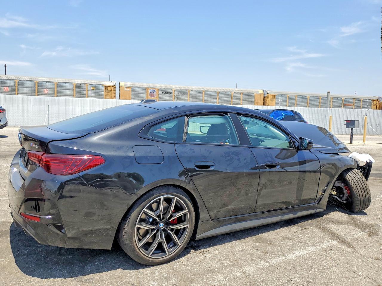 2025 BMW I4 M50 - Фото 3