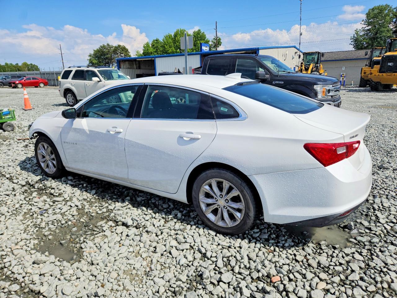2023 Chevrolet Malibu Lt - Image 2