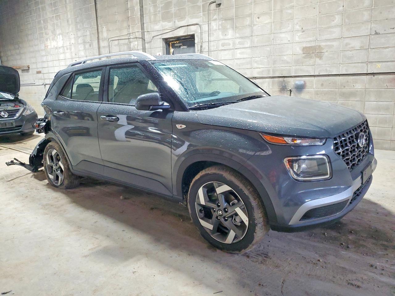 2026 Hyundai Venue Sel - Image 4