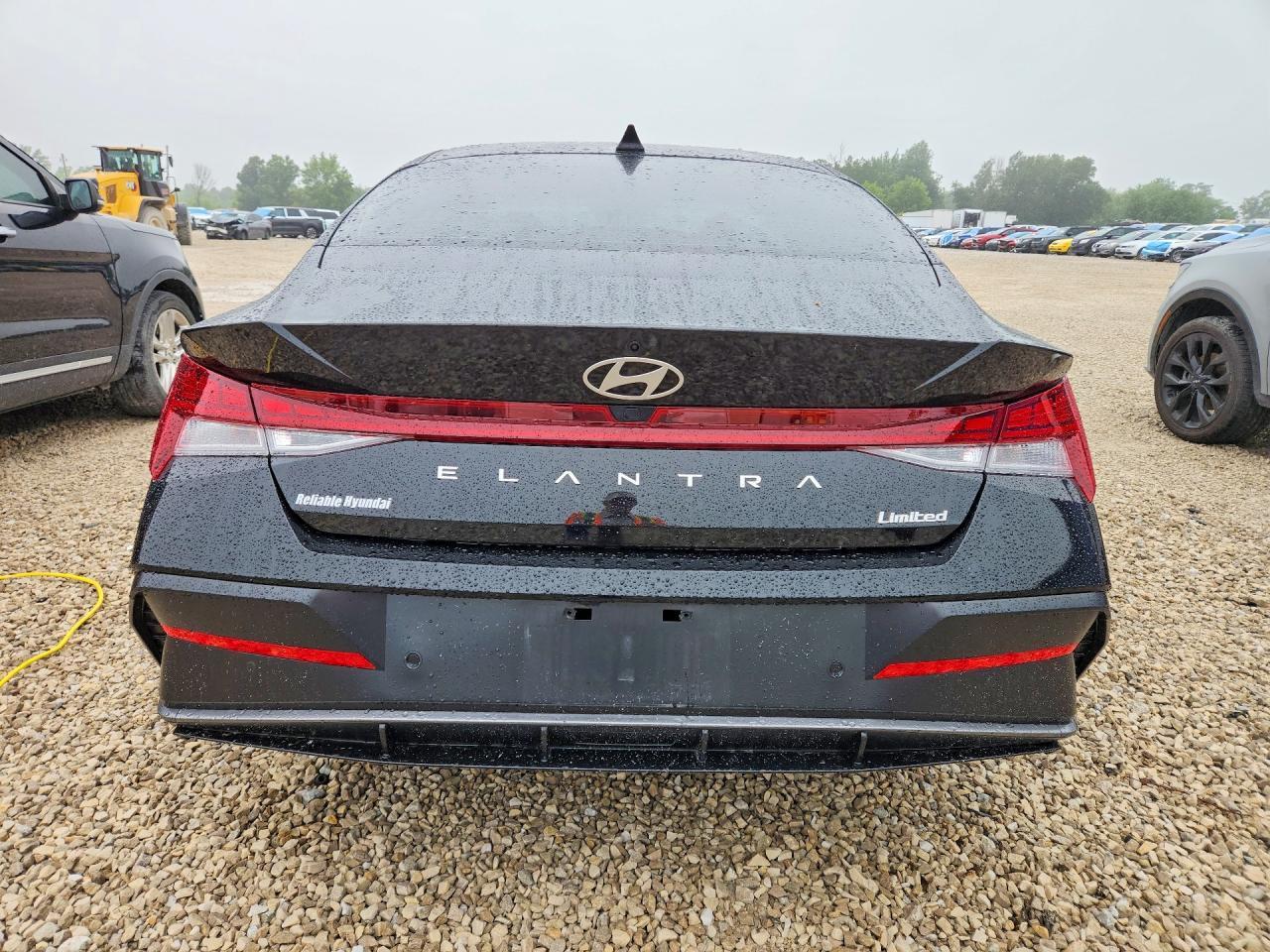 2024 Hyundai Elantra Limited - Фото 6