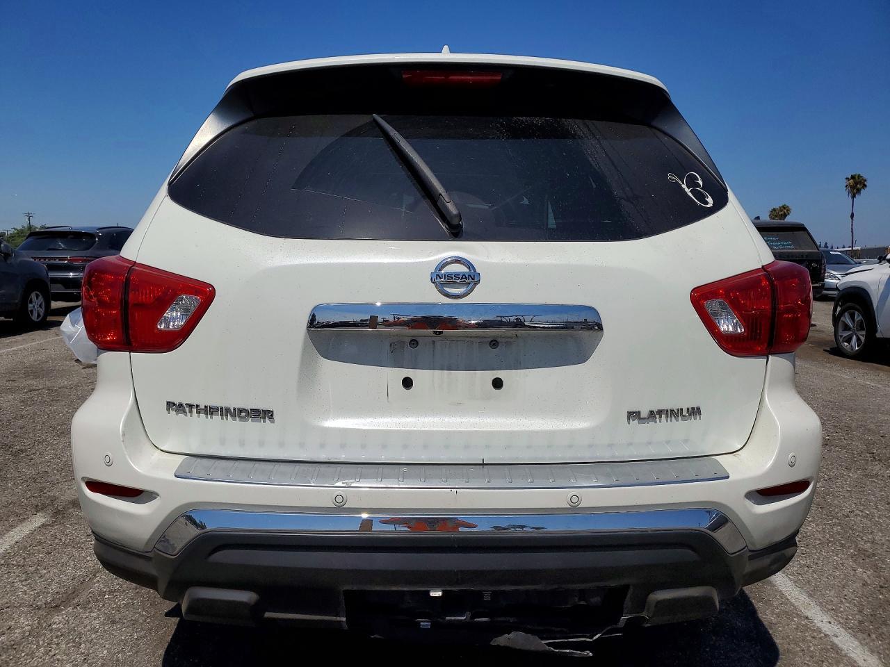 2019 Nissan Pathfinder Platinum - Фото 6