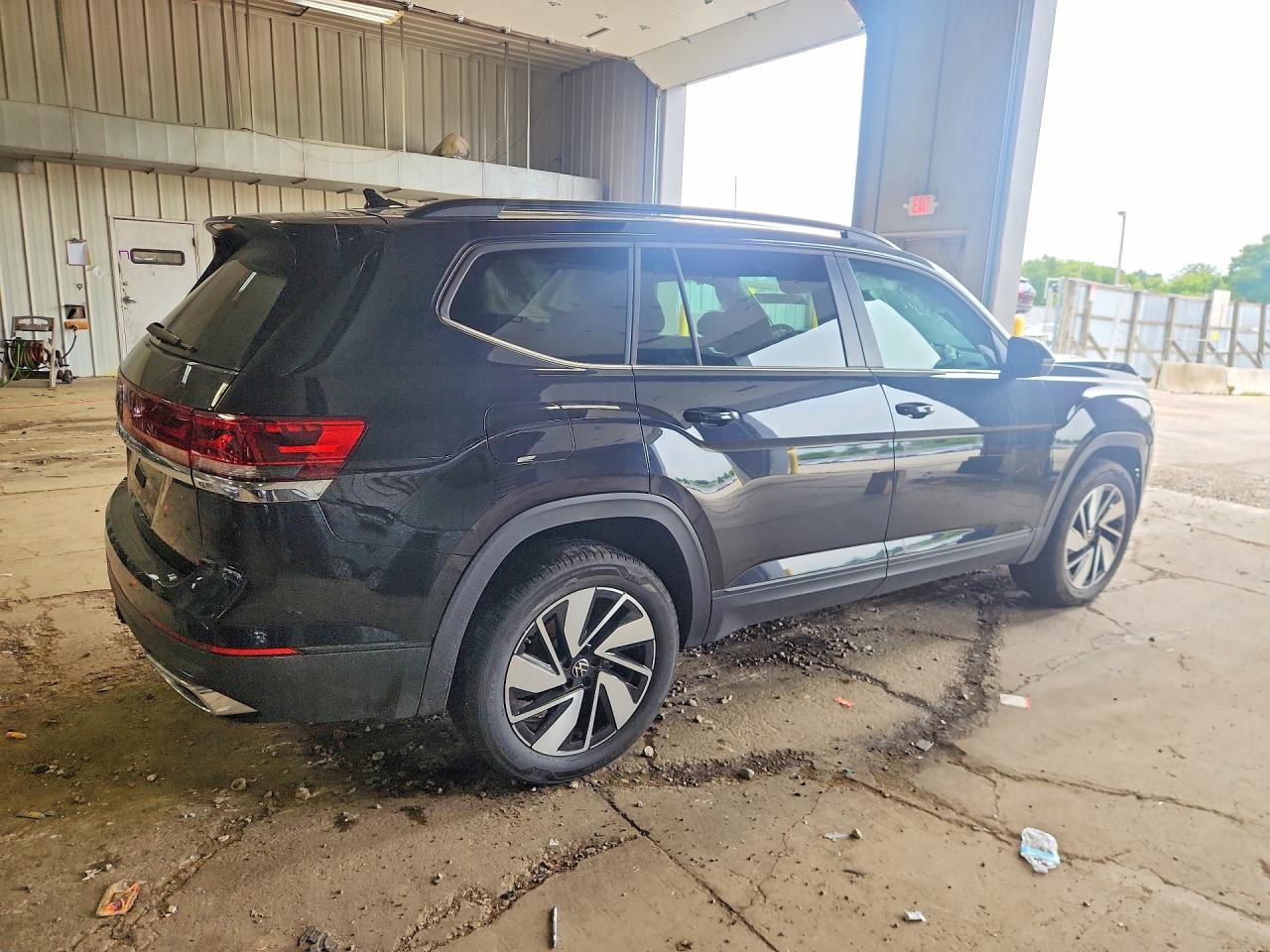2026 Volkswagen Atlas Se - Image 3