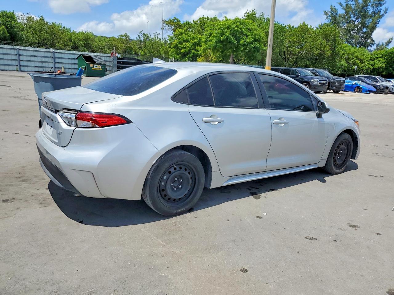 2024 Toyota Corolla Le - Image 3