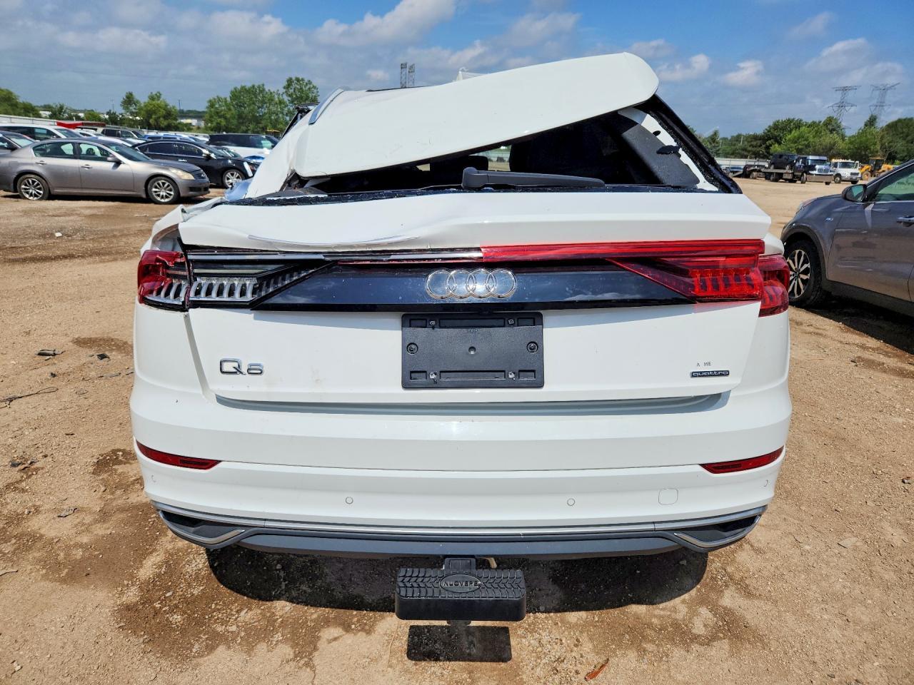 2019 Audi Q8 Premium - Image 6