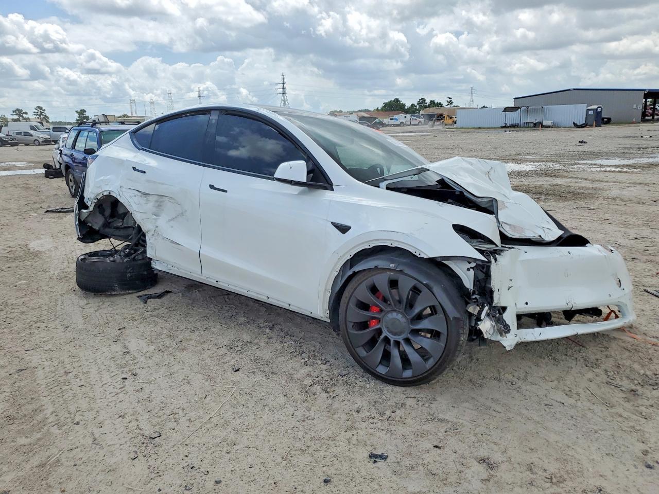 2022 Tesla Model Y - Image 4