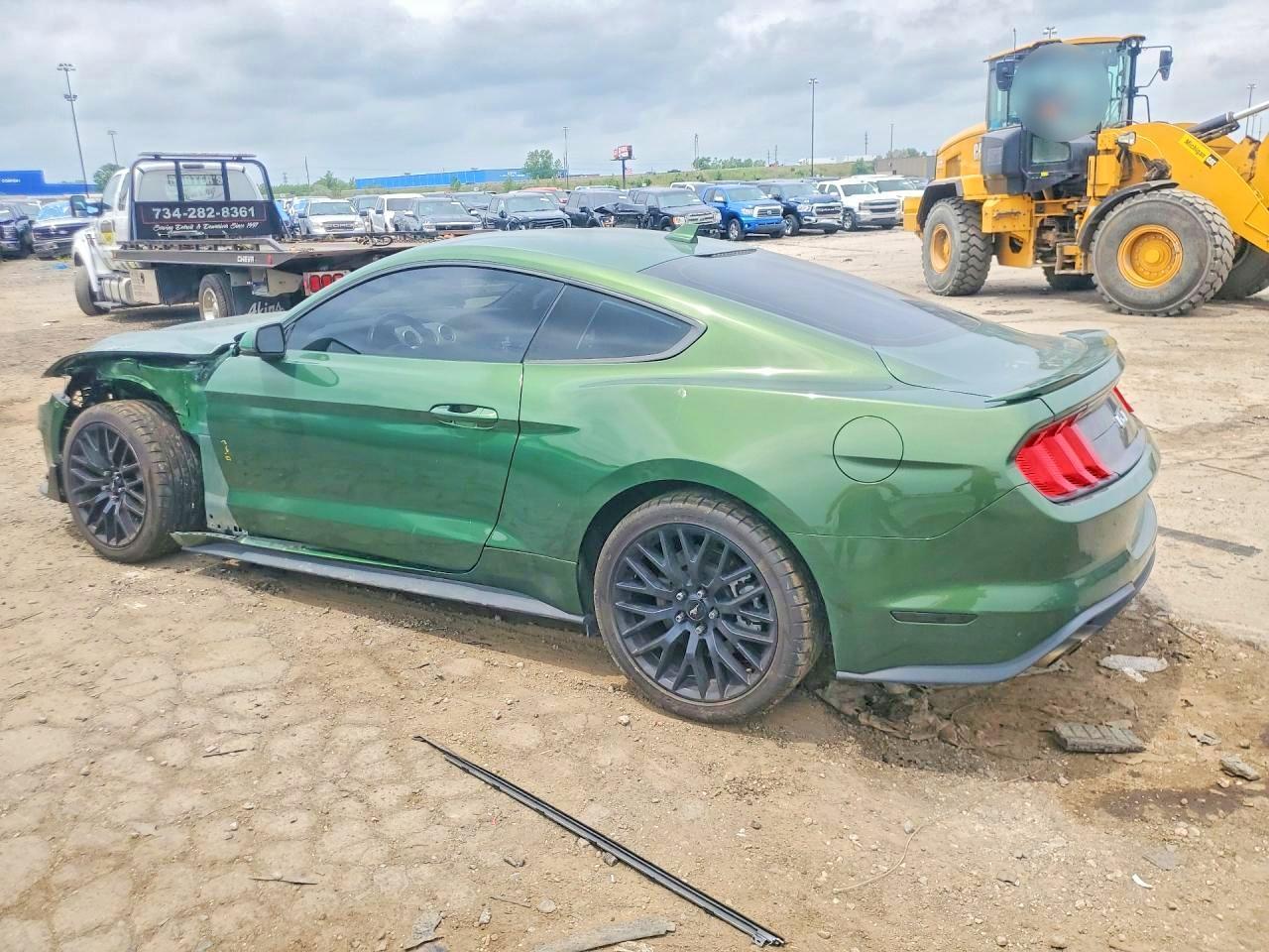 2022 Ford Mustang Gt - Image 2
