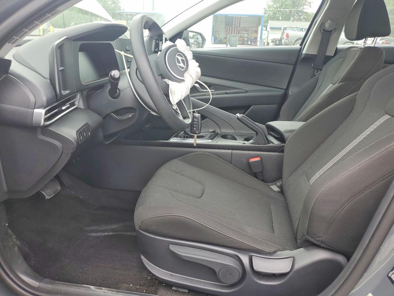 2026 Hyundai Elantra Se - Фото 7