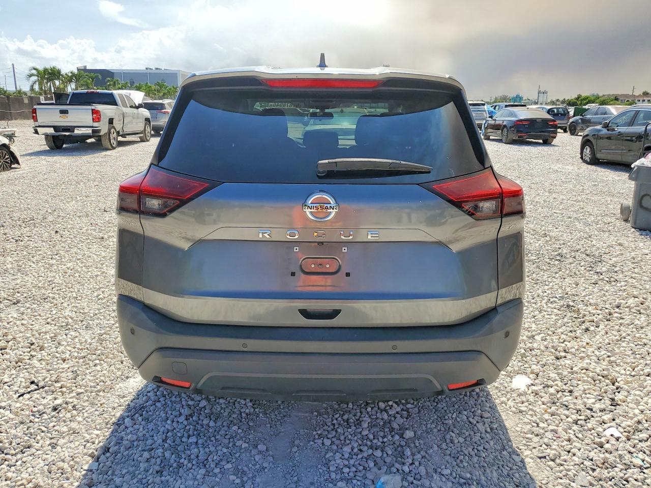 2021 Nissan Rogue S - Image 6