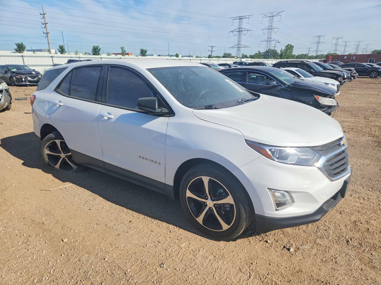2019 Chevrolet Equinox Ls - Image 4