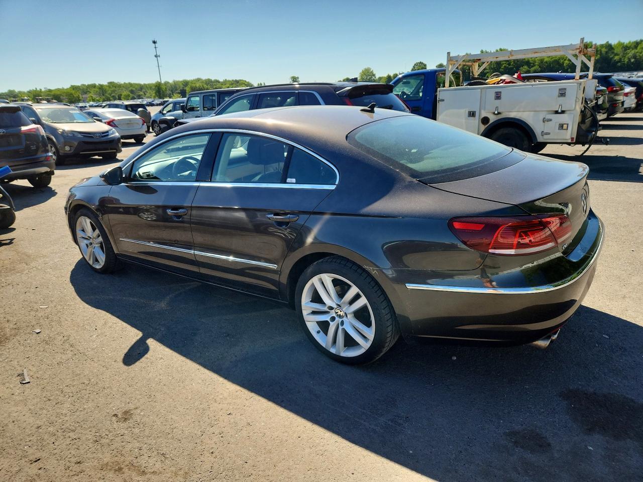 2013 Volkswagen Cc Luxury - Image 2