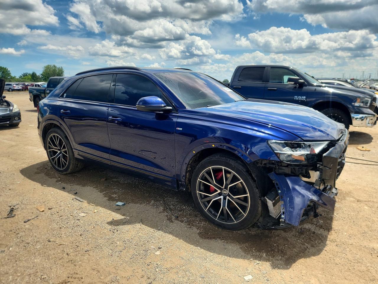 2022 Audi Q8 Prestige S-Line - Фото 4