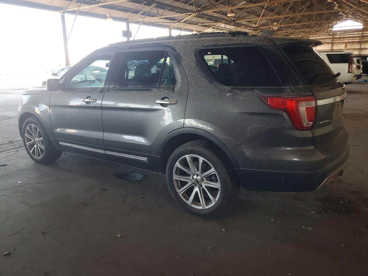 2016 Ford Explorer Limited - Фото 2