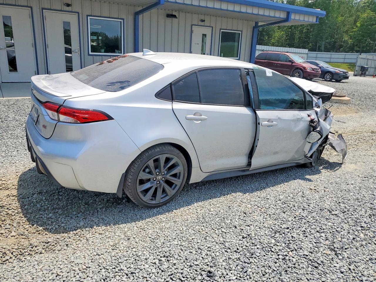 2024 Toyota Corolla Se - Image 3