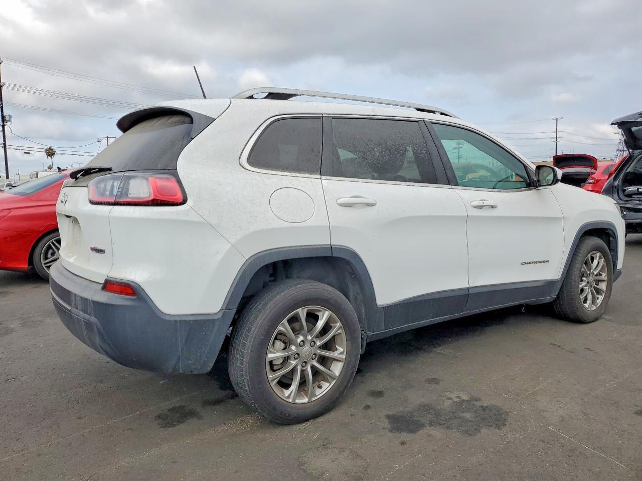 2019 Jeep Cherokee Latitude Plus - Фото 3