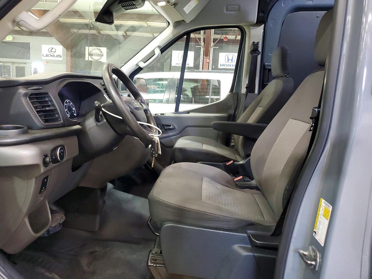 2021 Ford Transit 250 Delivery Van - Фото 7