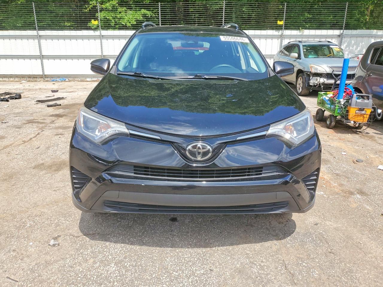 2018 Toyota Rav4 Le - Image 5