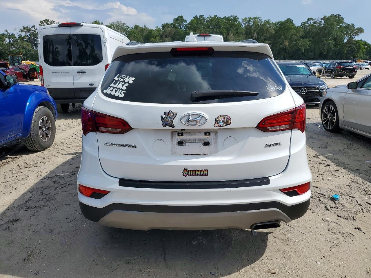 2017 Hyundai Santa Fe Sport 2.4L - Image 6