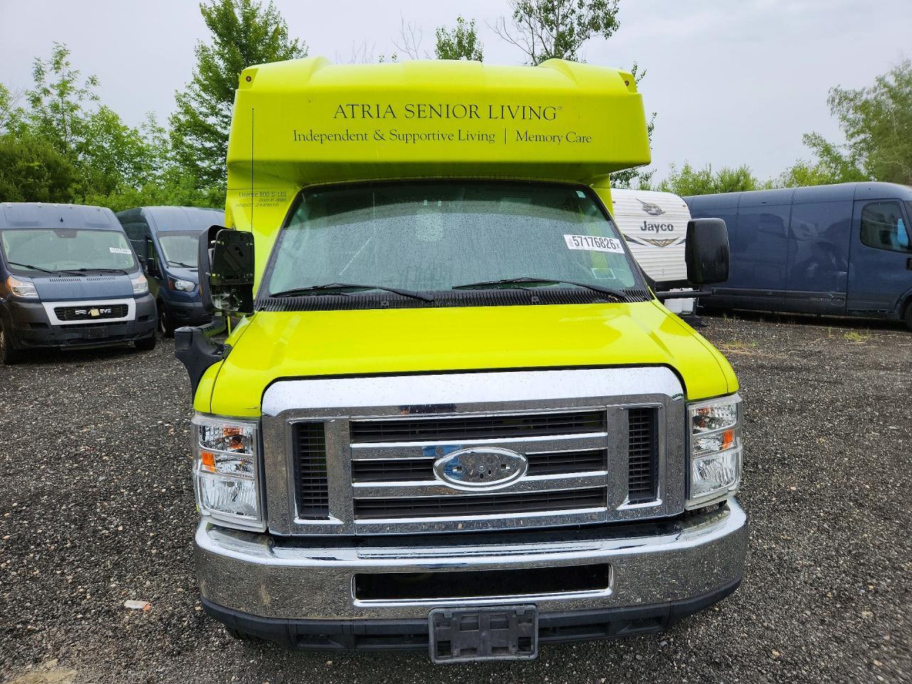 2017 Ford E 450 - Image 5