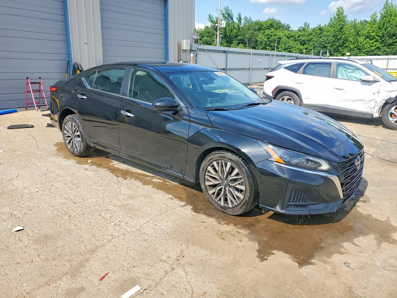 2023 Nissan Altima Sv - Фото 4