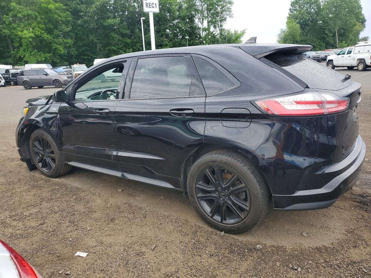 2022 Ford Edge Sel - Image 2