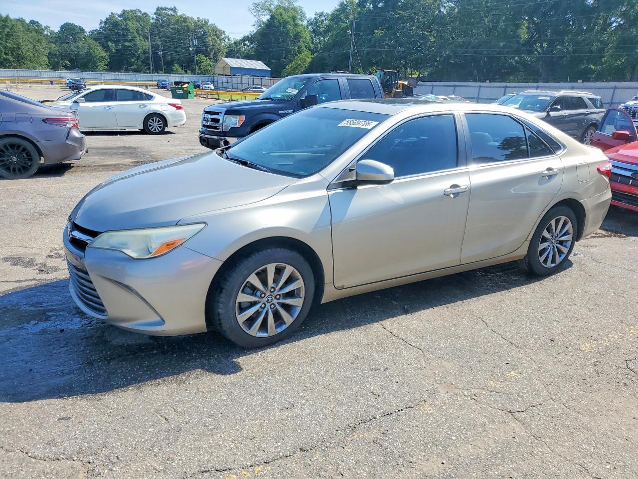 2016 Toyota Camry Xle