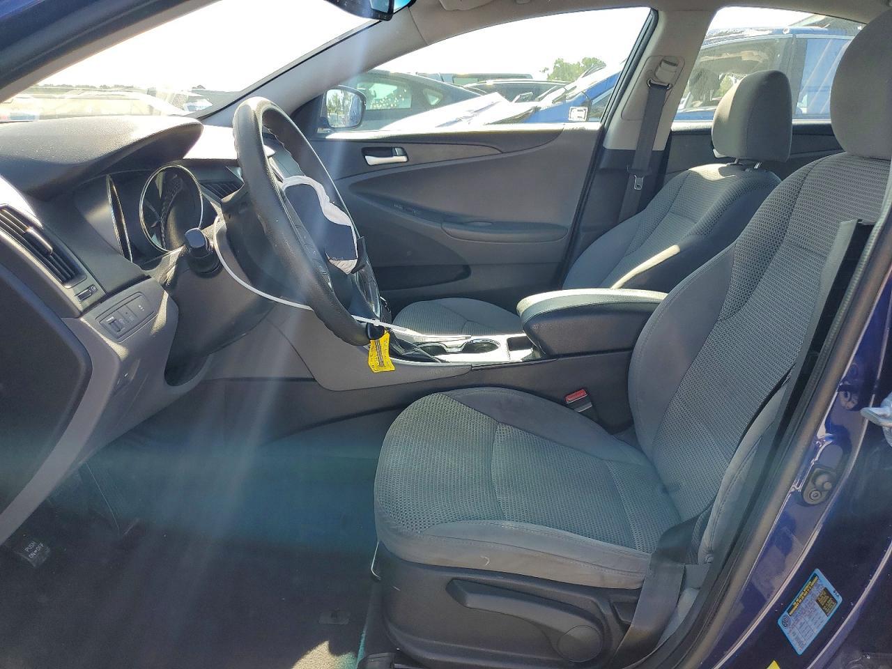2012 Hyundai Sonata Gls - Image 7