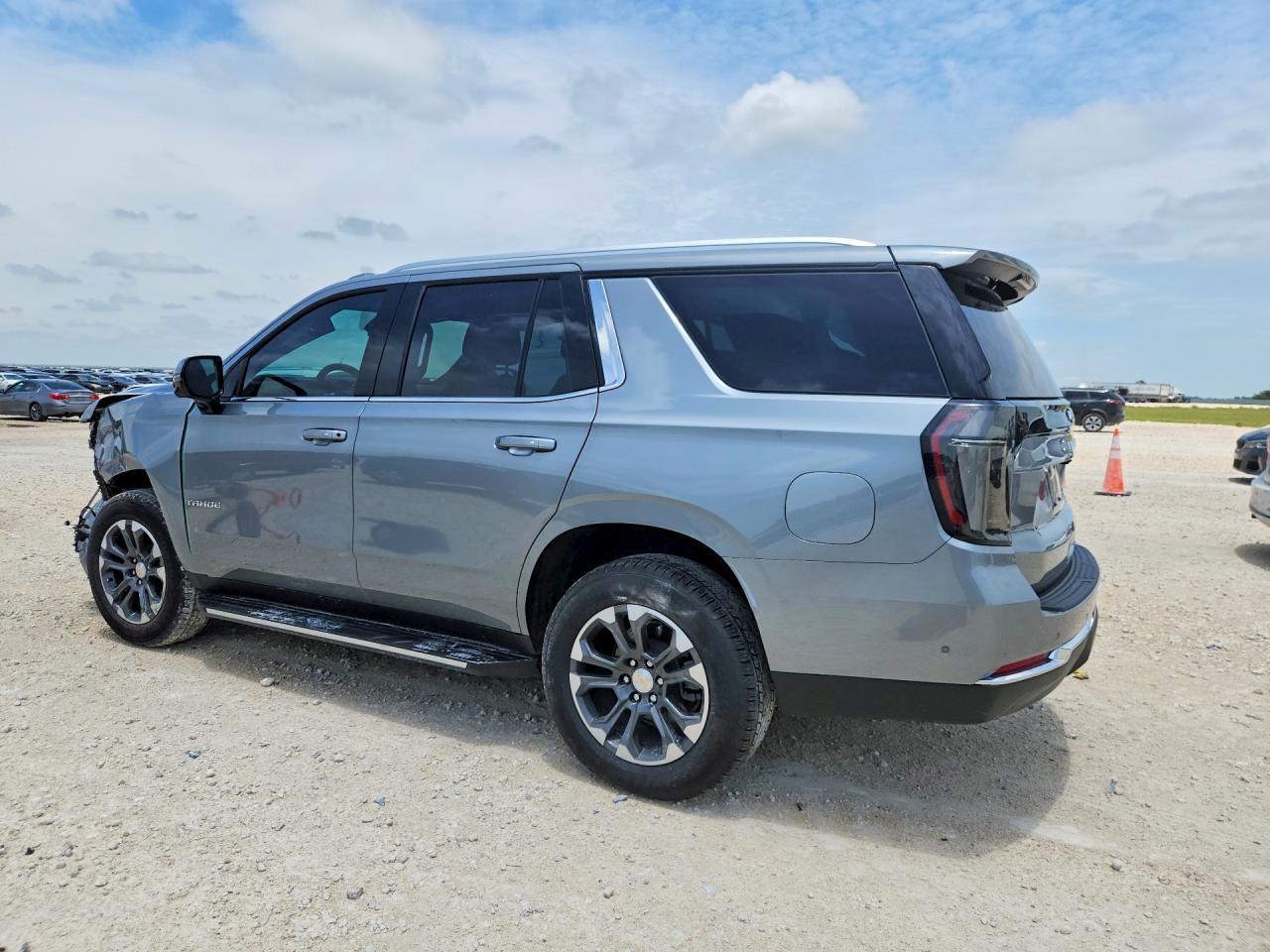 2026 Chevrolet Tahoe C1500 Lt - Image 2