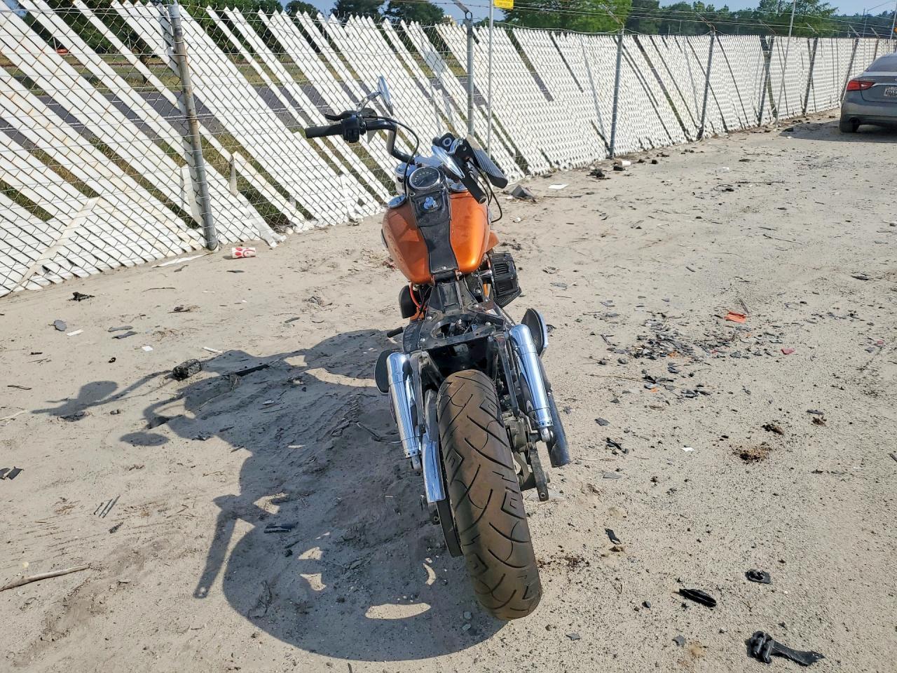 2014 Harley-Davidson Fld Switchback - Фото 4
