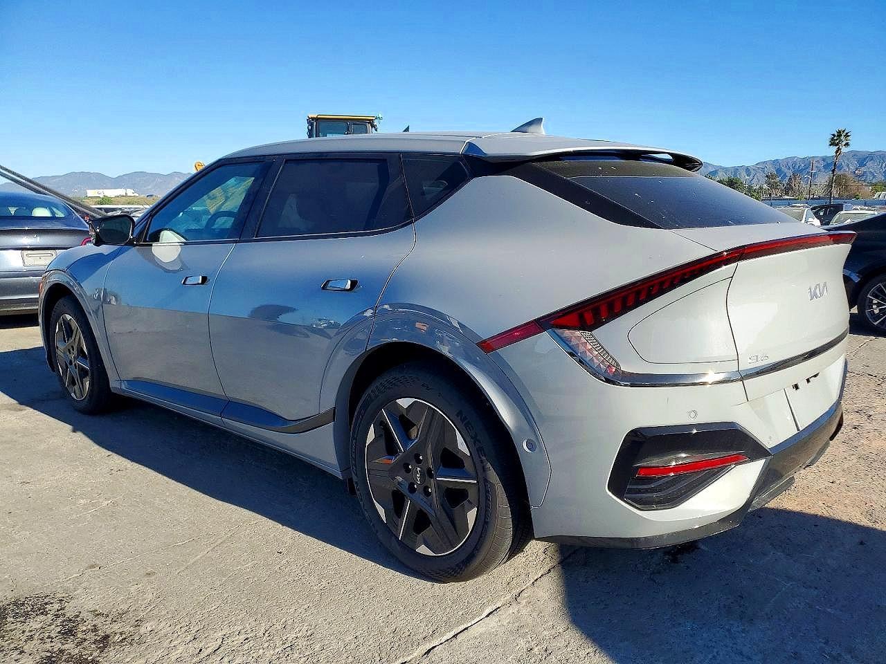 2025 Kia Ev6 Gt Line - Фото 2