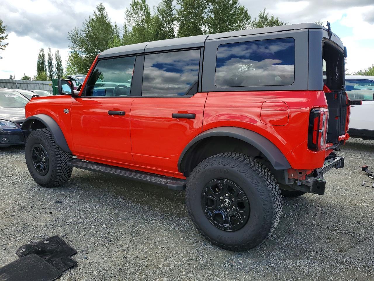 2022 Ford Bronco Base - Фото 2