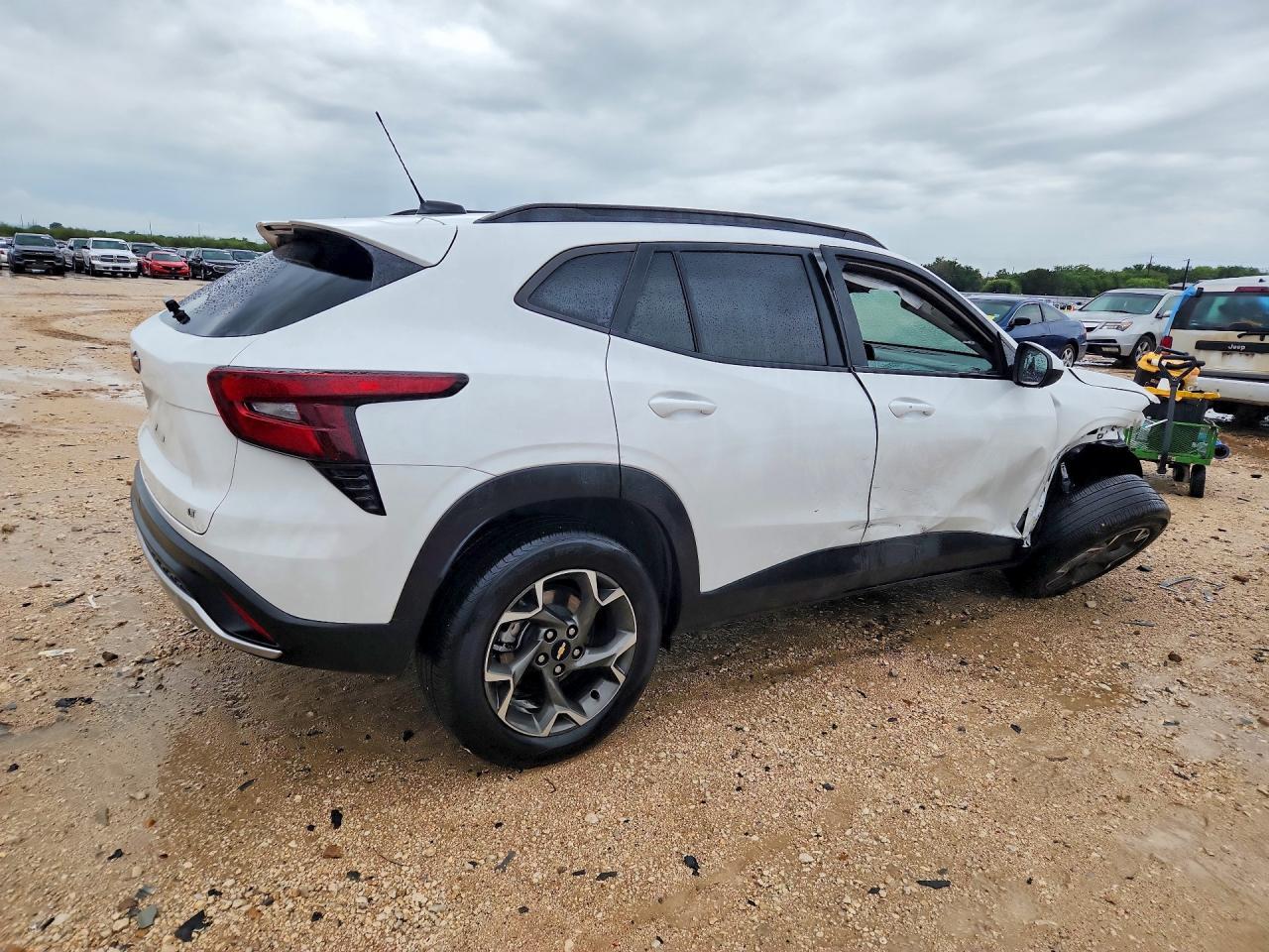 2025 Chevrolet Trax 1Lt - Фото 3
