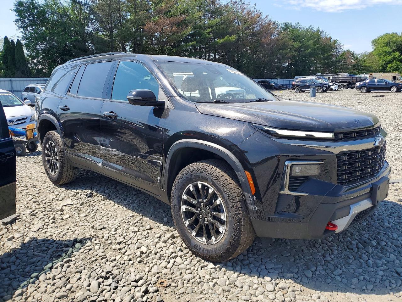 2024 Chevrolet Traverse Lt Z71 - Image 4