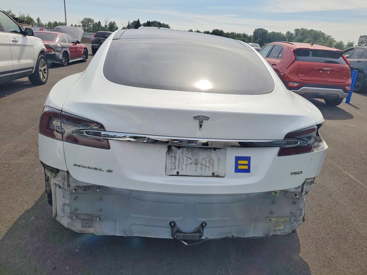 2016 Tesla Model S - Фото 6