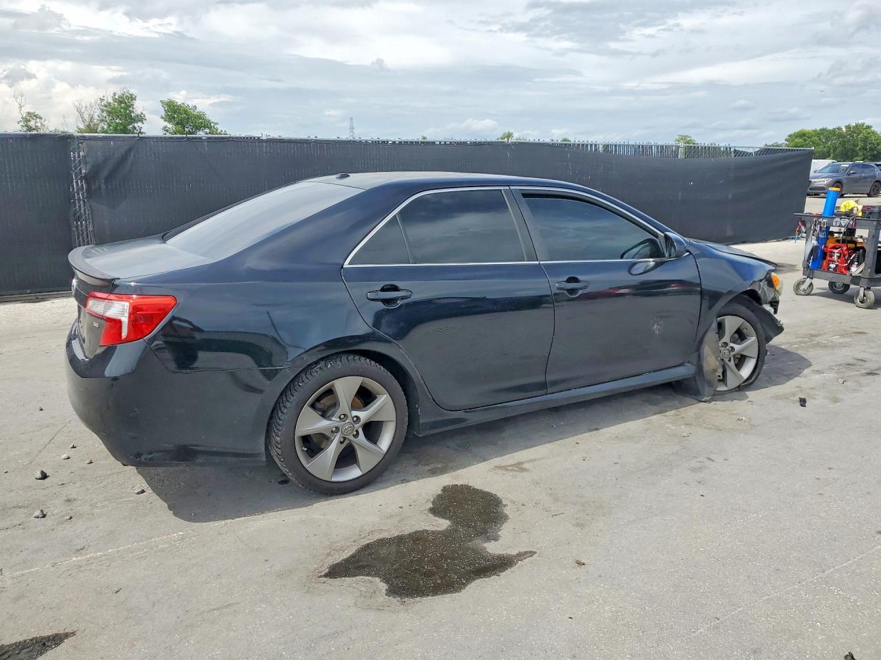 2014 Toyota Camry Se V6 - Фото 3