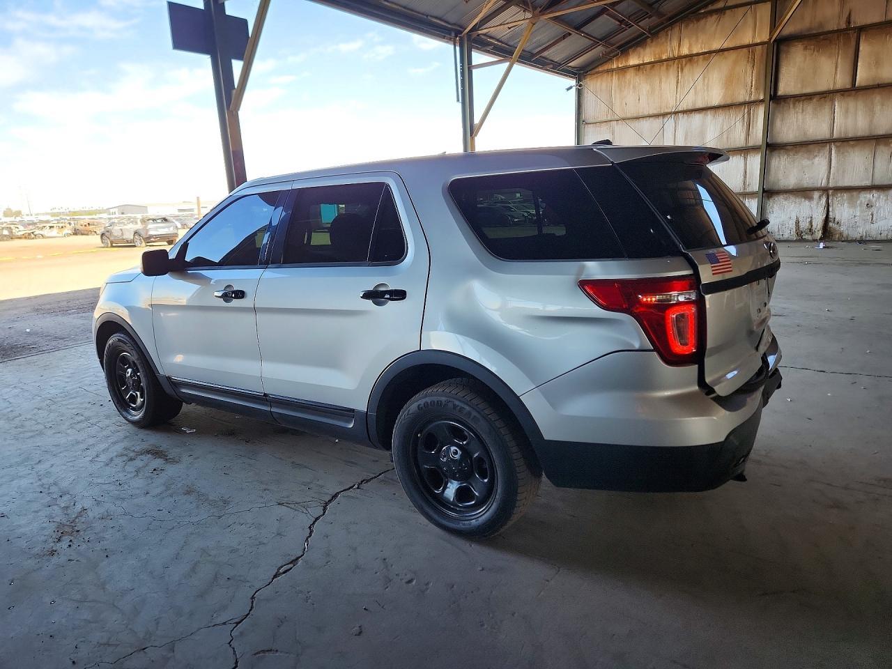 2013 Ford Explorer Xlt - Фото 2