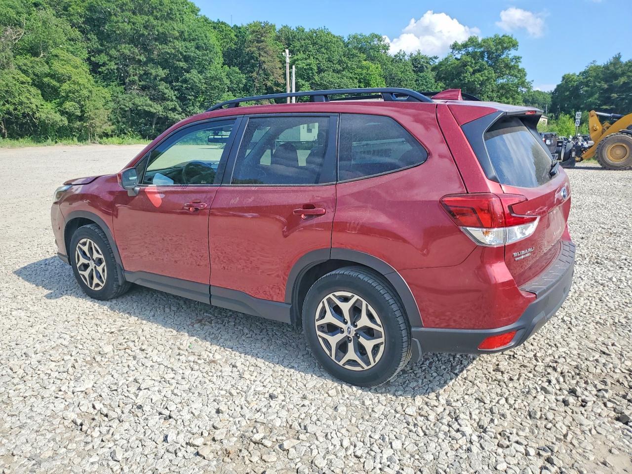 2022 Subaru Forester Premium - Фото 2