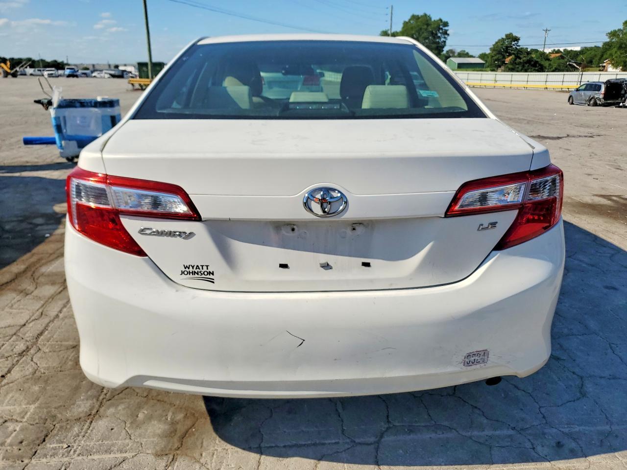 2013 Toyota Camry Le - Фото 6