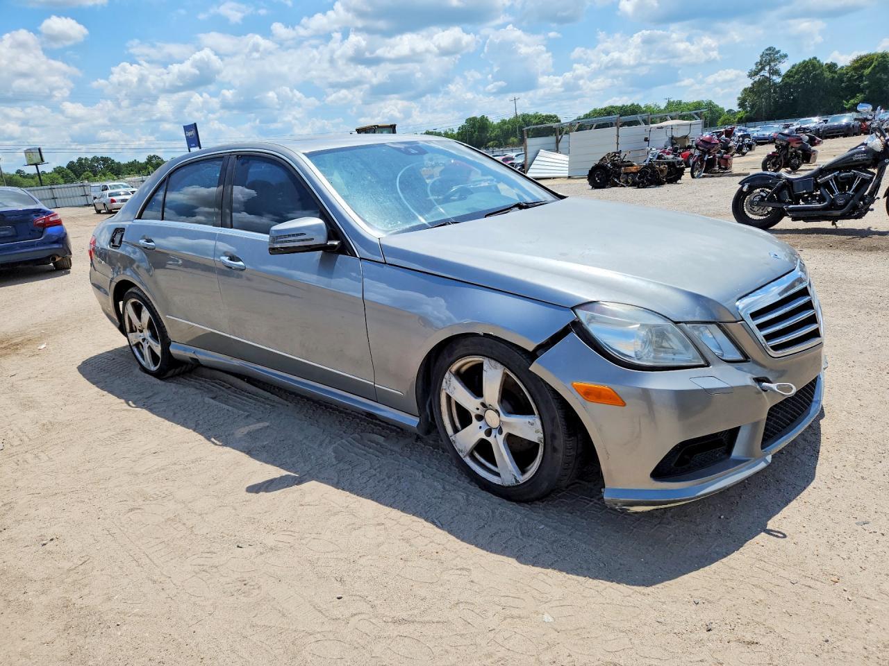 2010 Mercedes-Benz E 350 - Фото 4