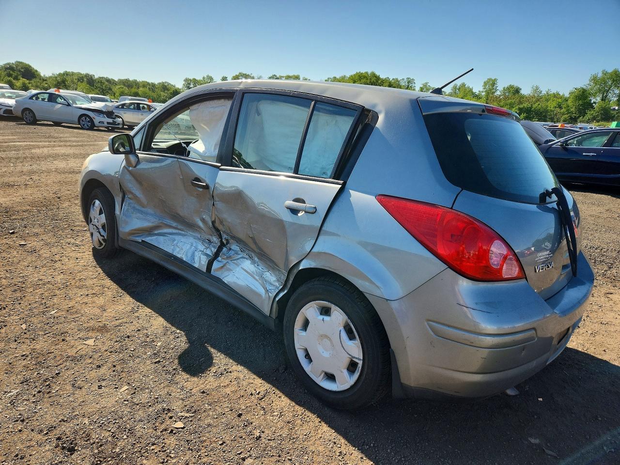 2009 Nissan Versa 1.8 S - Фото 2