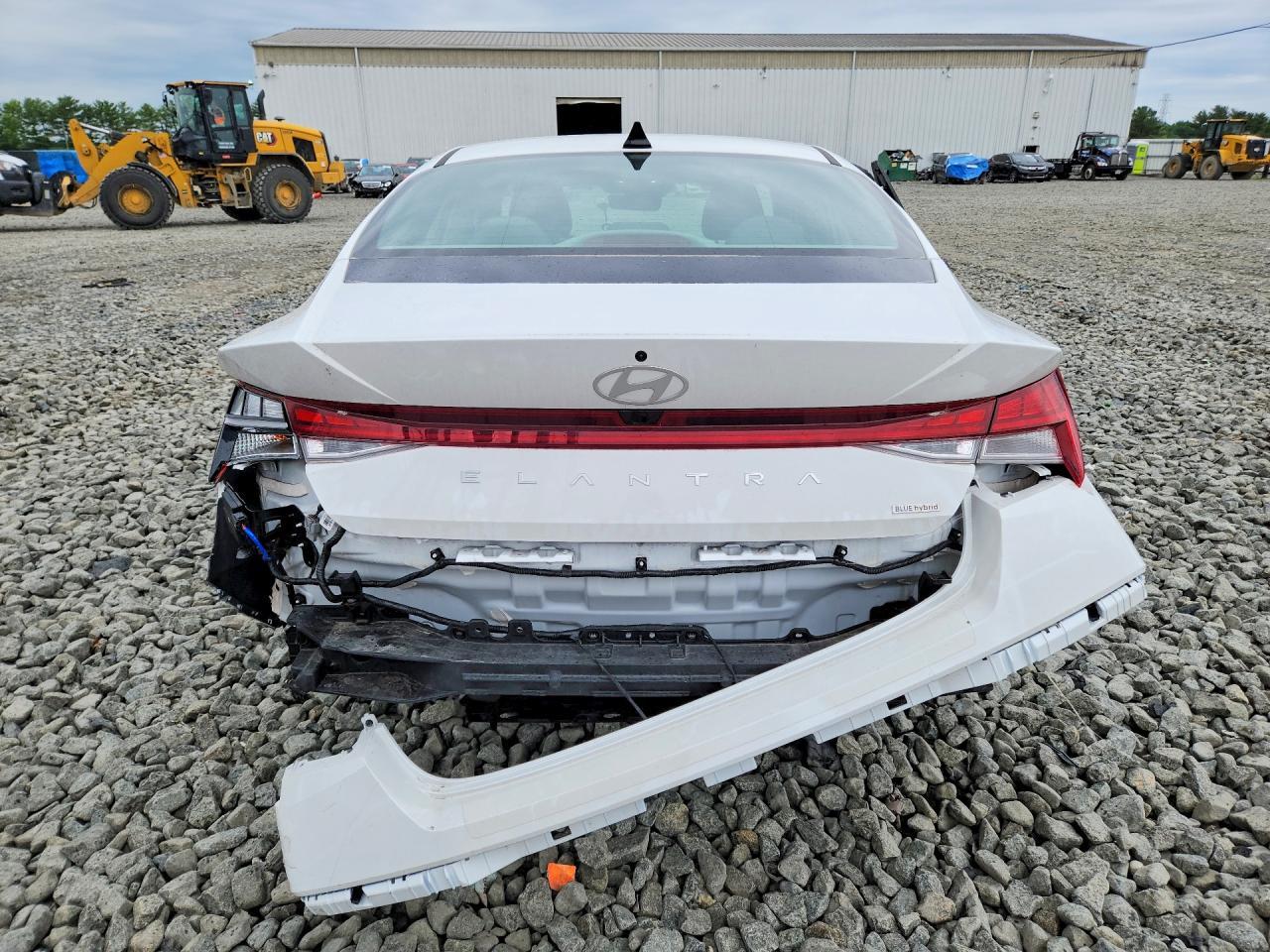 2025 Hyundai Elantra Hybrid Blue - Image 6