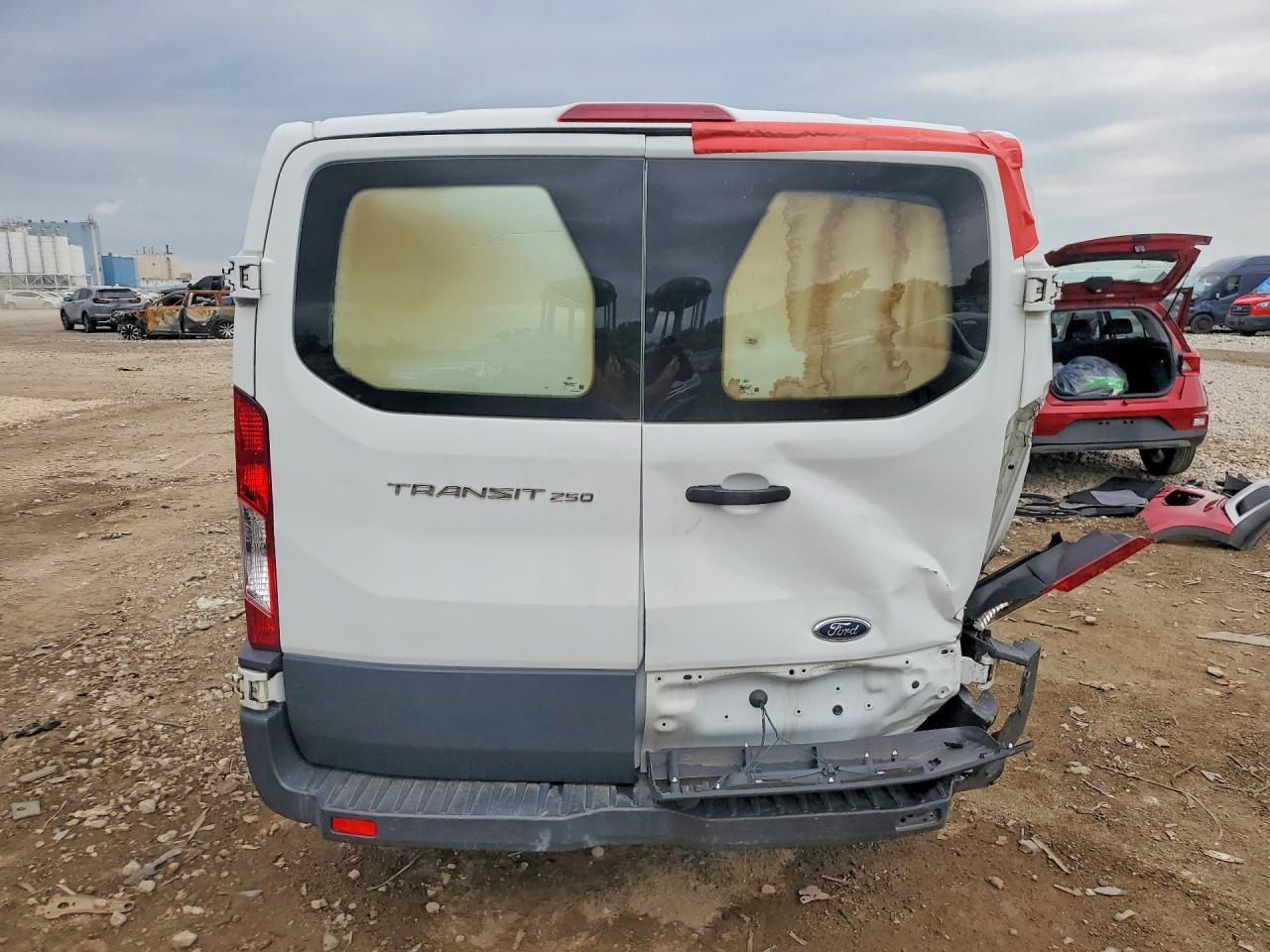 2016 Ford Transit T-250 Delivery Van - Фото 6